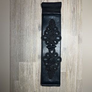 Knot Embroidery Black Elastic Belt